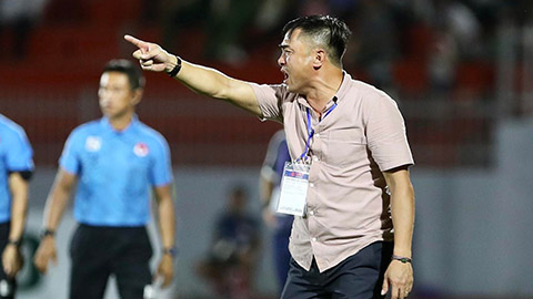 HLV Nguyễn Đức Thắng tiết lộ lý do bất ngờ khiến Văn Lâm không thể thi đấu 